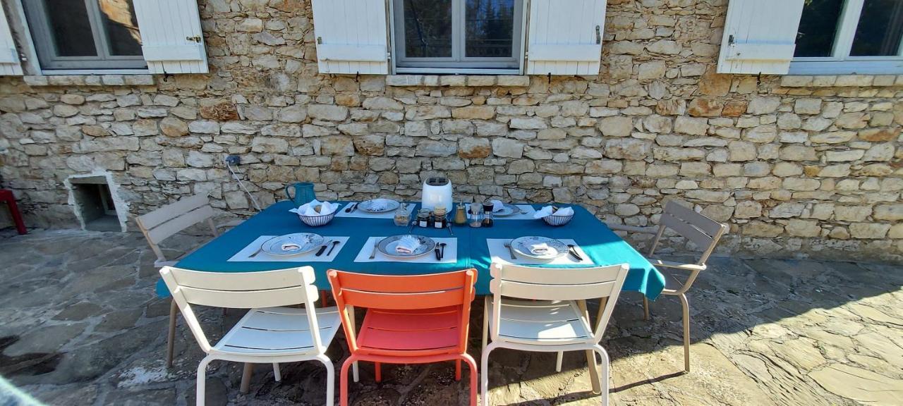 Hotel Les Pierres De Cezaire Saint-Cézaire-sur-Siagne Zewnętrze zdjęcie