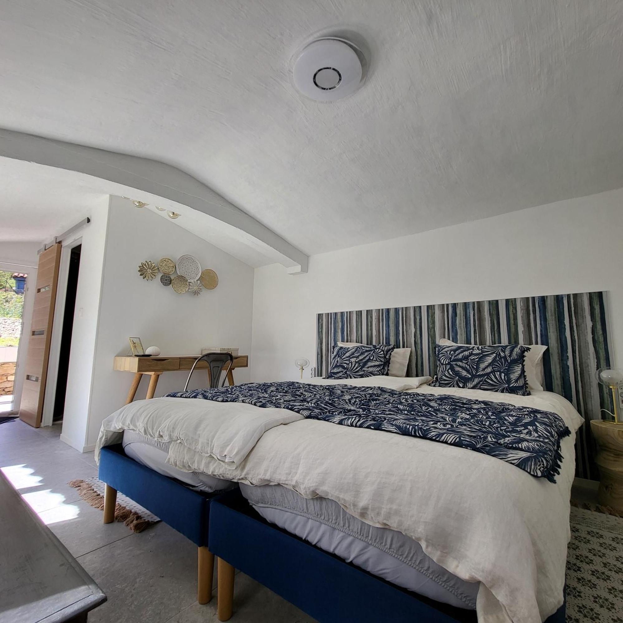 Hotel Les Pierres De Cezaire Saint-Cézaire-sur-Siagne Zewnętrze zdjęcie